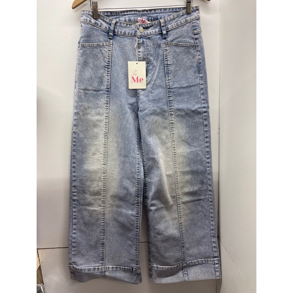 So Me Women Light Wash Wide Leg Seam Detail Cropped Jeans Size L NWT